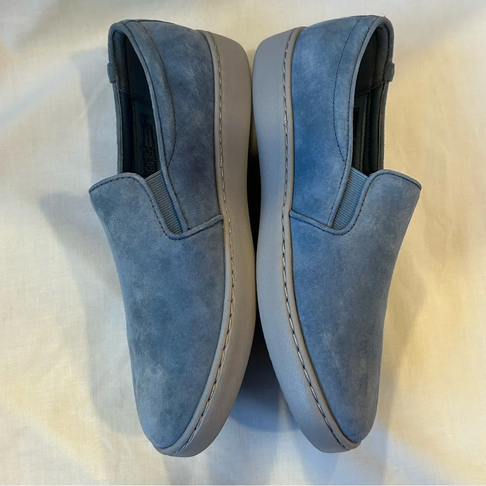 Vionic Avery Suede Slip On Shoes Womens 8.5 - Picture 5 of 11